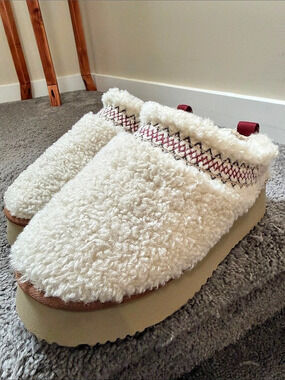 Ugg taz dupe shoes
